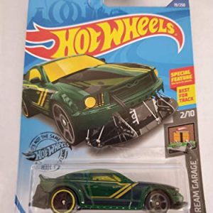 HOT WHEELS 2005 ford mustang