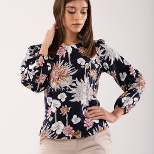 Curve Neck Printed Top
